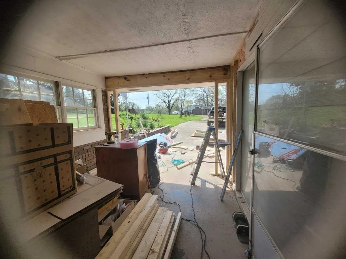 Air movers and dehumidifier for Drying & Dehumidification in East Lake-Orient Park